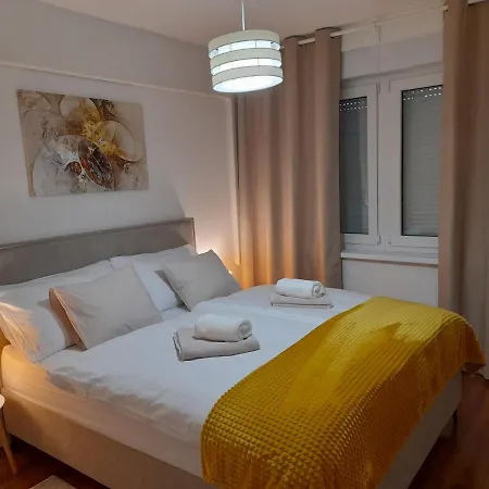 Ferienwohnung Four Pearls Karlovac Exterior foto